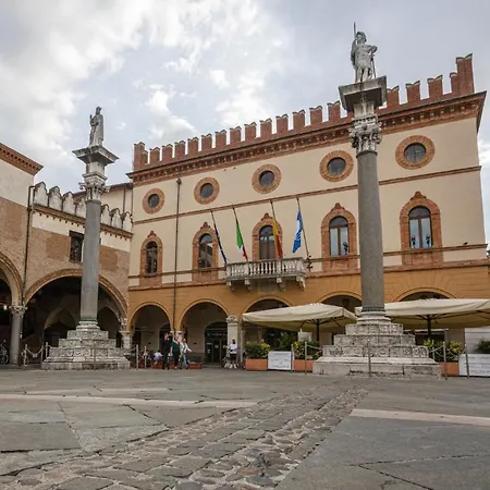 Appartement Pascoli 21/a *