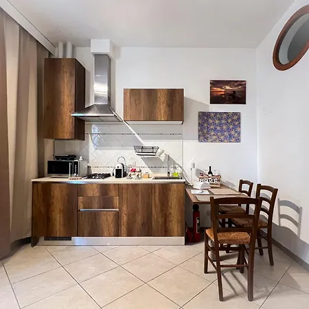 Pascoli 21/a Apartment *